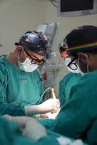 Complicaciones en cirugía de tiroides: cómo minimizarlas con un cirujano especializado